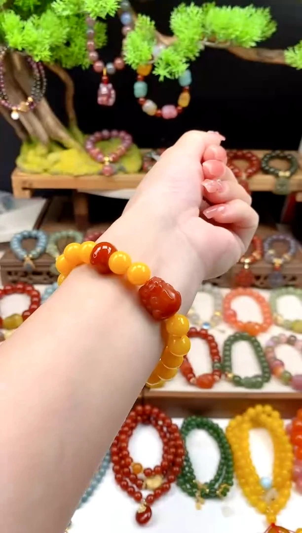 未镶嵌玛瑙手饰黄10mm