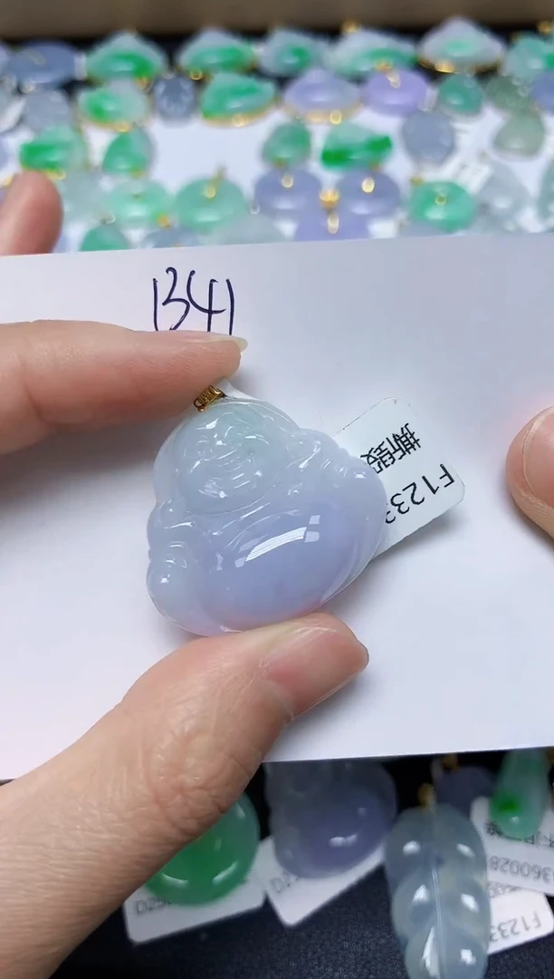 翡翠18K金镶嵌颈饰 天然缅甸翡翠A货