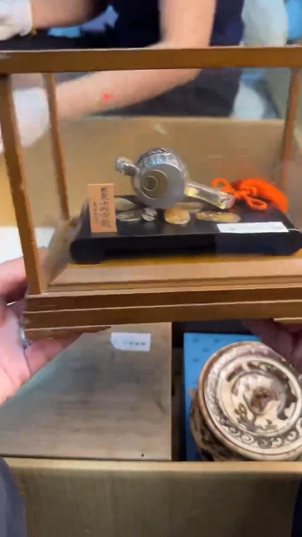 瓷片快**孩8888888888      651