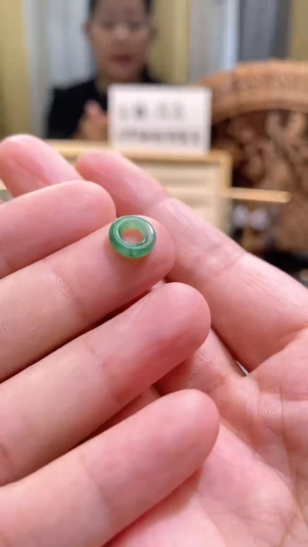 颈饰未镶嵌翡翠甜甜圈