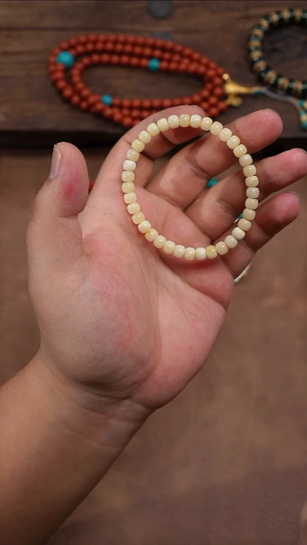 未镶嵌蜜蜡裸石蜜蜡手串