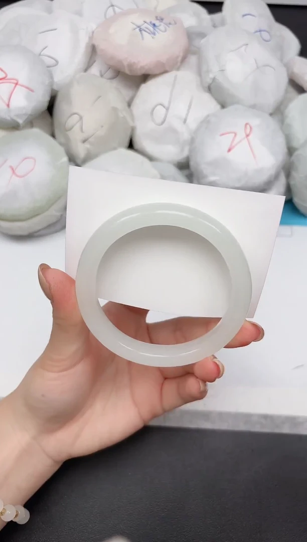 未镶嵌手镯石英质玉121/5758