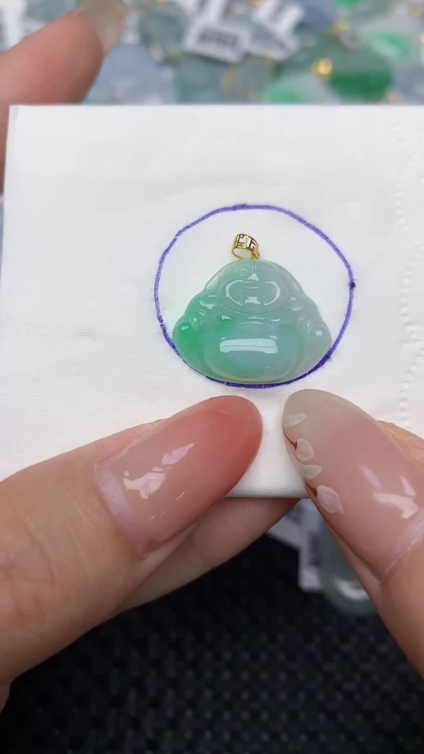 翡翠18K金镶嵌颈饰天然翡翠a货