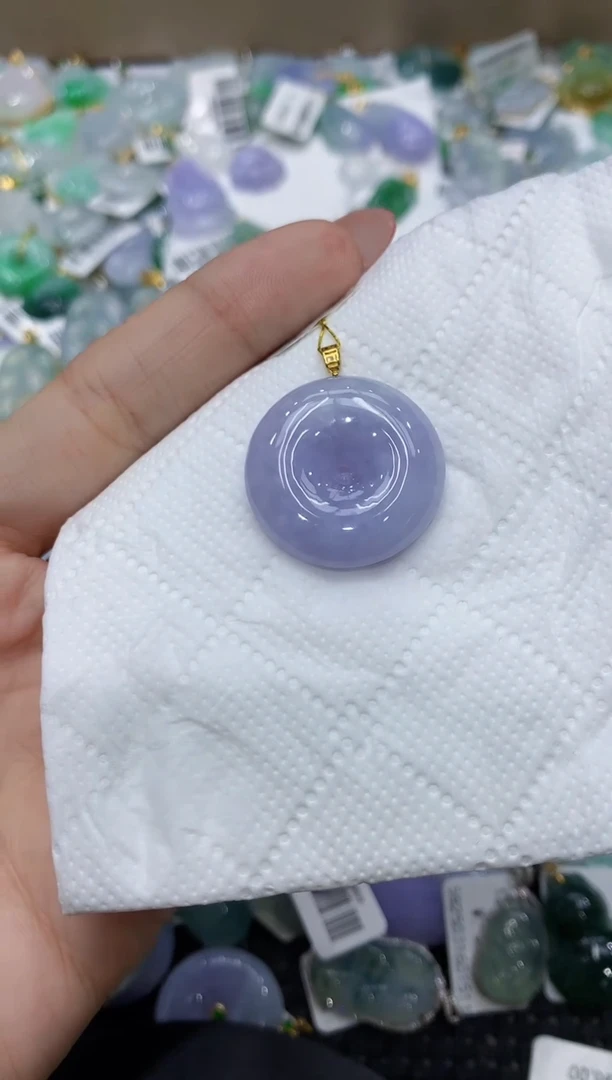 颈饰18K金镶嵌翡翠111111111111