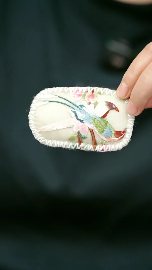 织绣464黔东南苗族刺绣