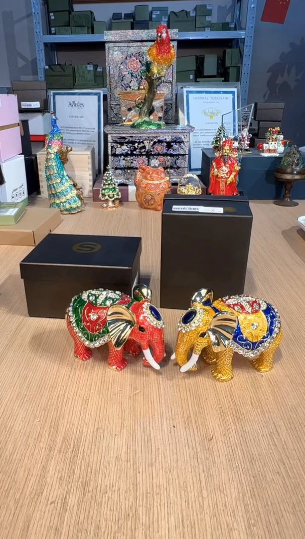 【闪购商品】杯281金色+红色大号象