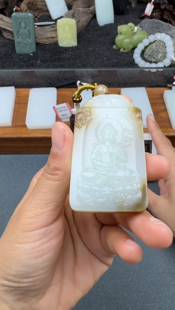 颈饰未镶嵌和田玉2