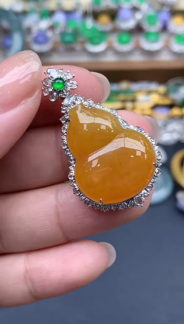 翡翠18K金镶嵌颈饰547-春日珠宝