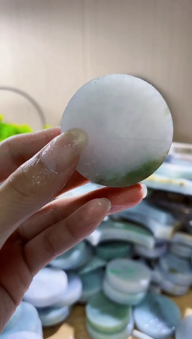 颈饰未镶嵌翡翠翡翠A货 陈谭697
