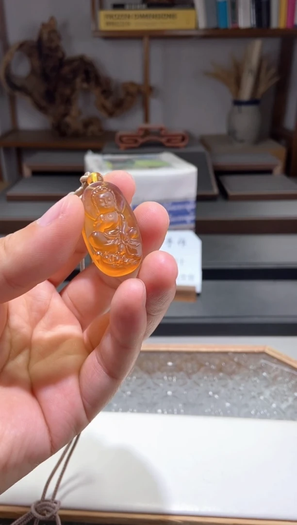 琥珀颈饰未镶嵌阿弥陀佛宝宝佛