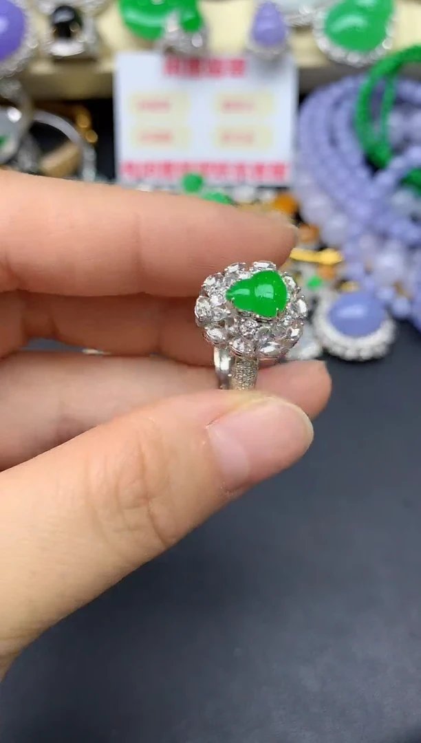 18K金镶嵌戒指翡翠360-翡翠雪姐天天见