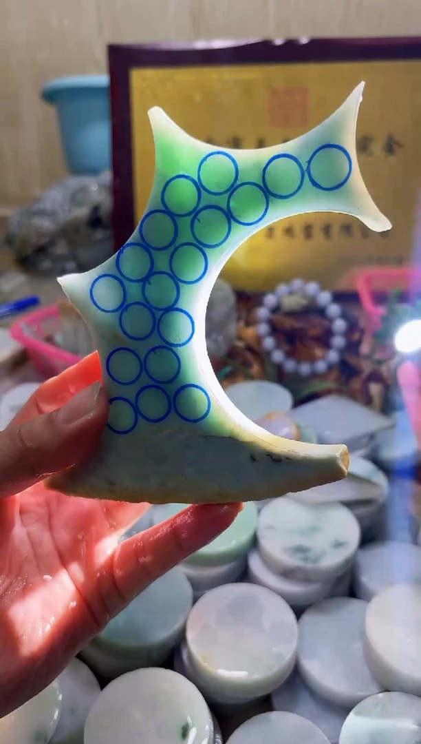 翡翠挂件未镶嵌A货常星1401