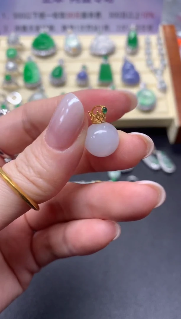 【闪购商品】翡翠吊坠(不含链)18K金镶嵌吊坠|350+35