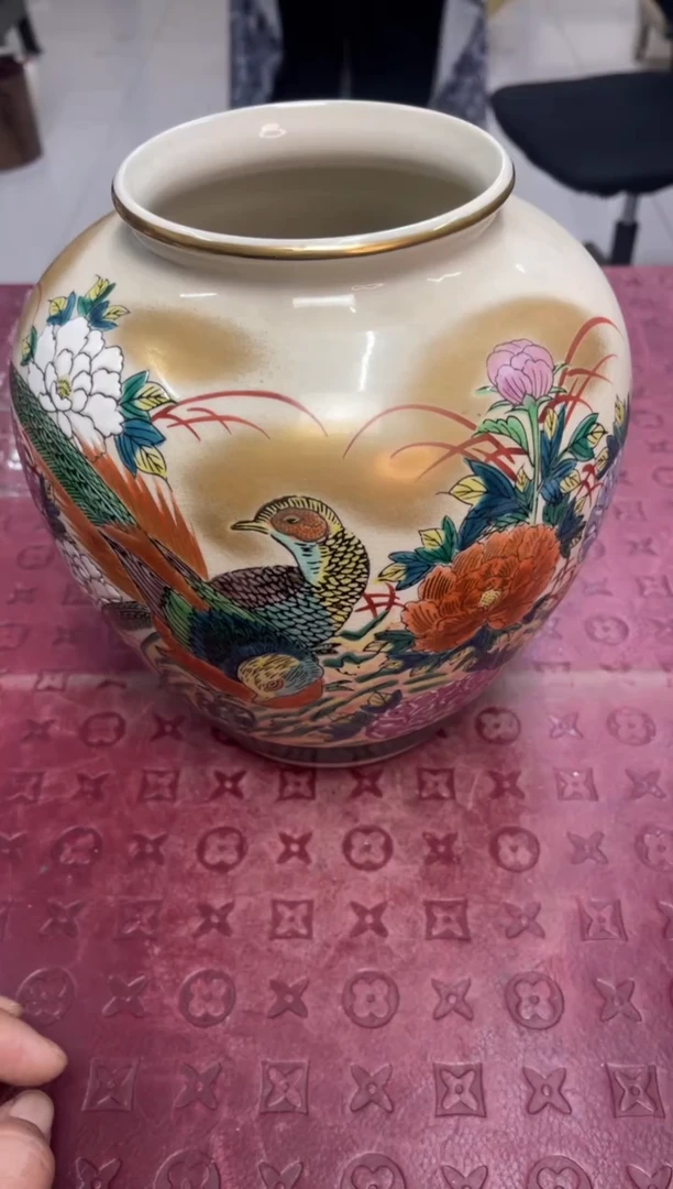 瓶23*23默认微瑕，no退no换，介意勿拍