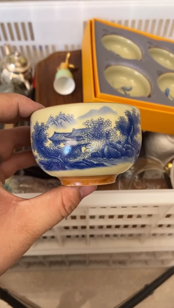 杯无运费险有瑕疵的摄影的产品有使用过的痕迹有点脏介意勿拍