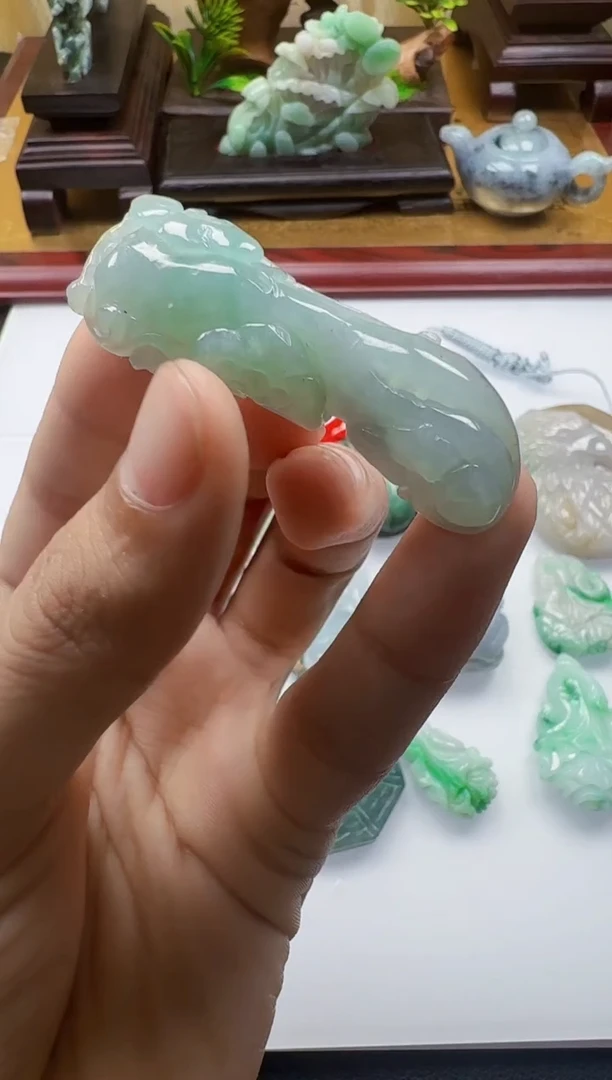 吊坠(不含链)未镶嵌翡翠1