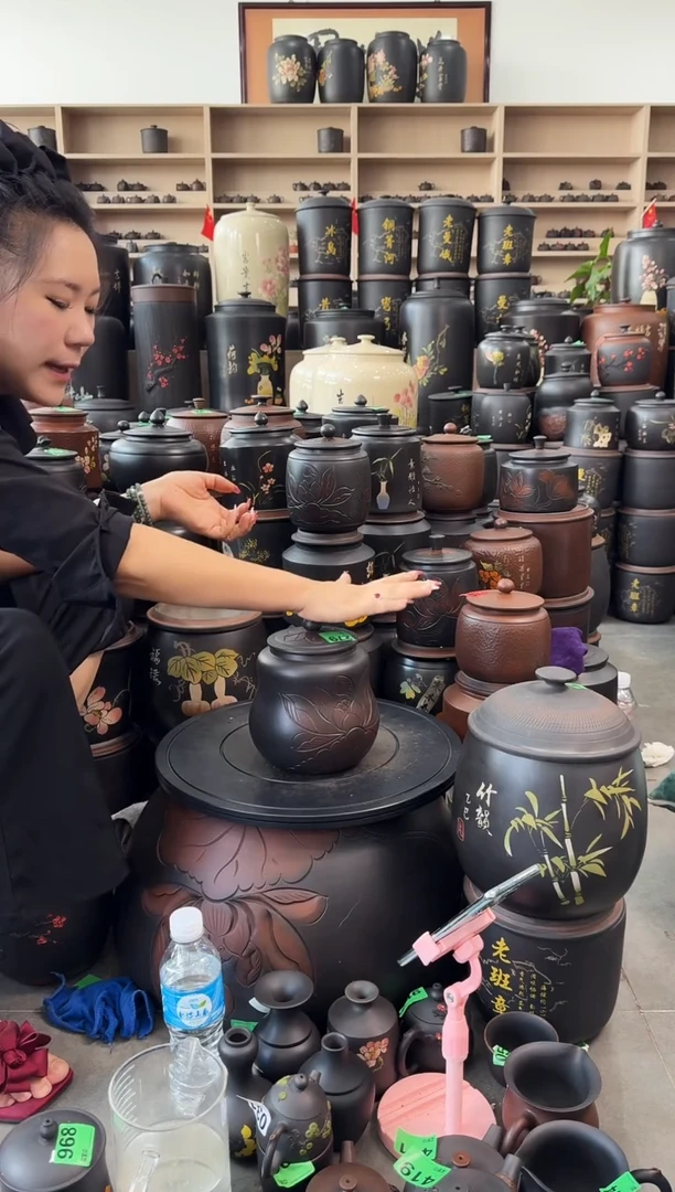 罐瑕疵茶叶罐  小葫芦荷花  279