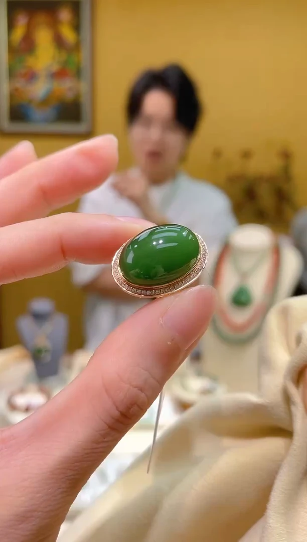 18K金镶嵌戒指和田玉3@@BY51109008