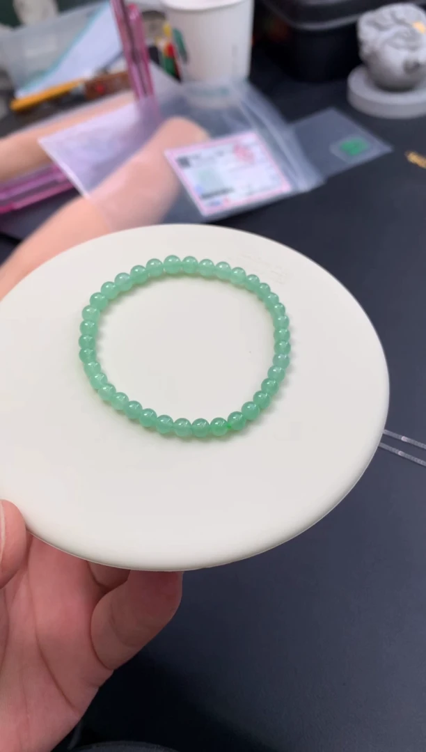 未镶嵌定制翡翠48小时鉴赏期 退货不扣服务费