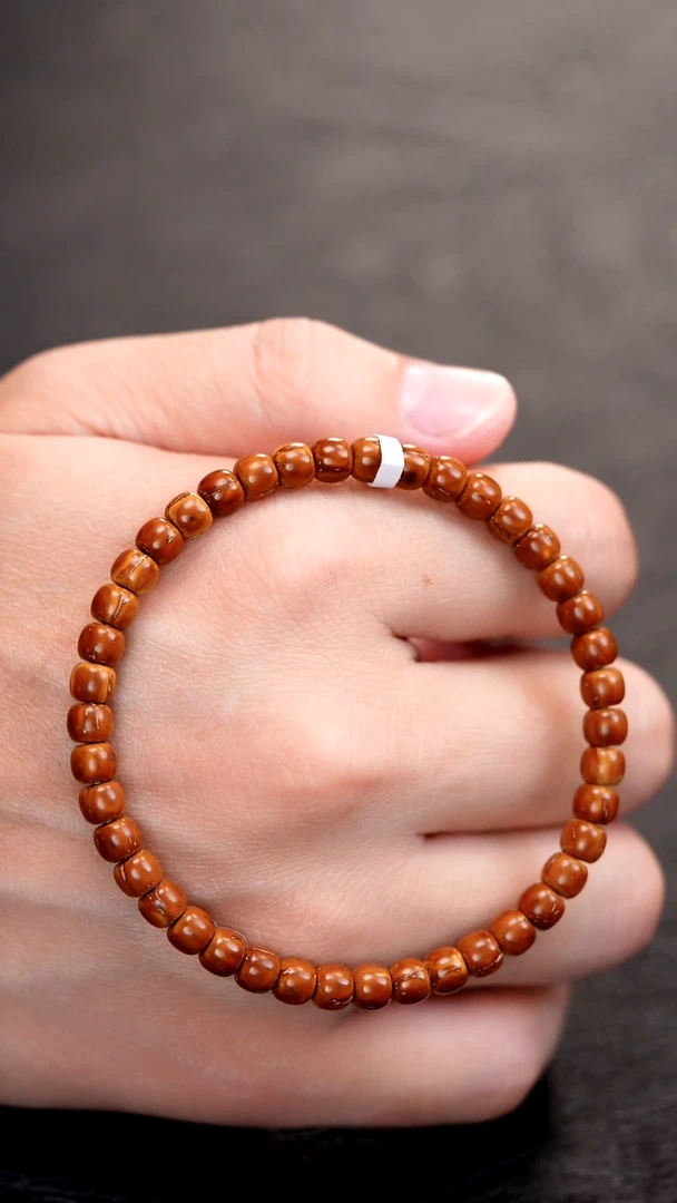 手串紫金鼠6*5鼠尖