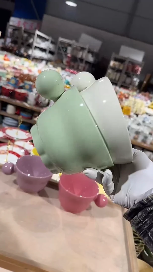 陶瓷2个球球单柄碗微瑕 凑满20元包邮