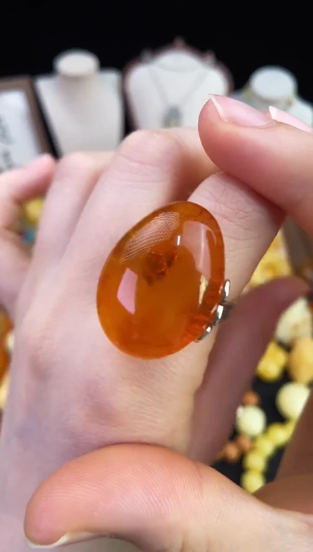 琥珀未镶嵌珠宝奇石柒月