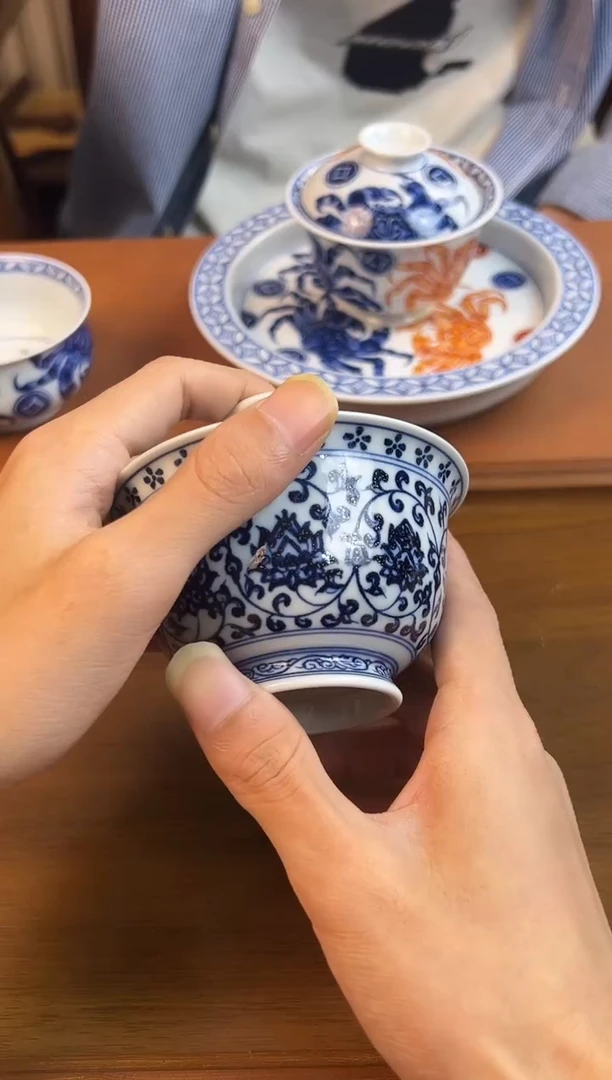 问青坊纯手工手绘青花缠枝莲柴窑二才盖碗