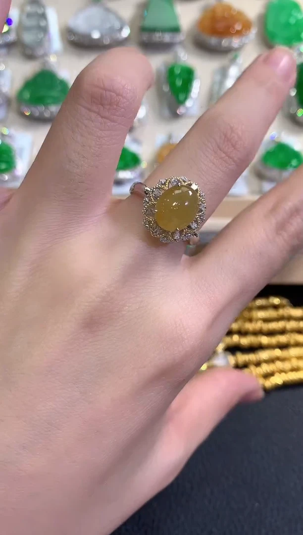 18K金镶嵌戒指翡翠秋日珠宝Q144