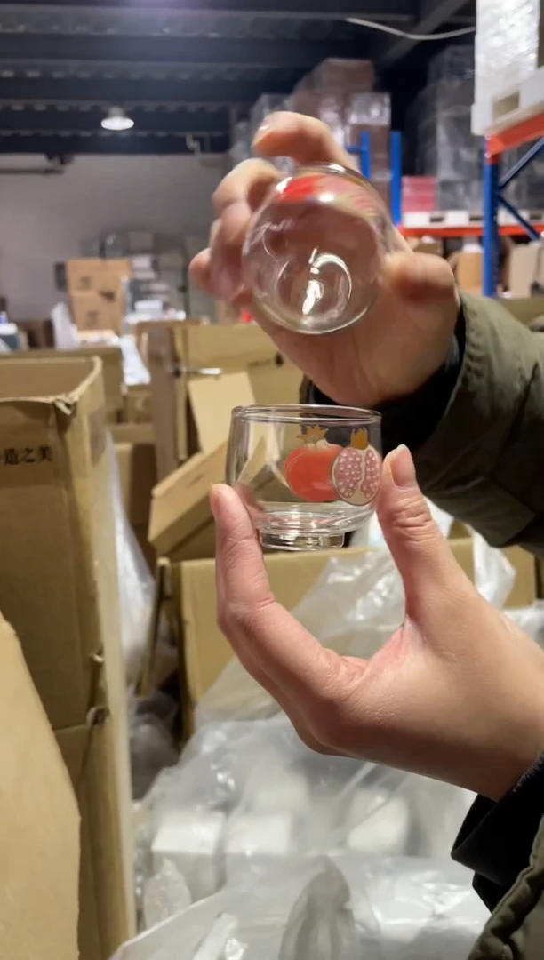 石榴小圆杯拍一发二