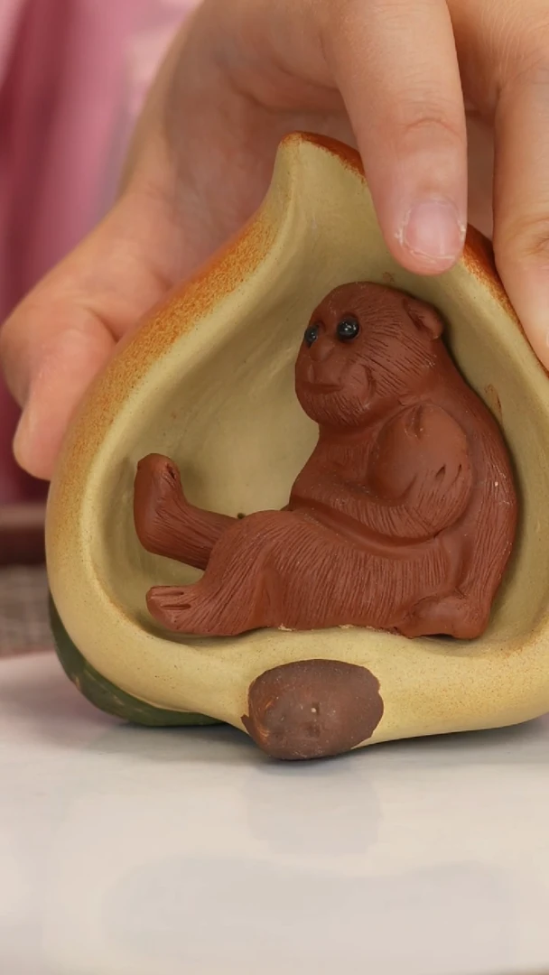 【闪购商品】紫砂茶宠段泥寿桃猴