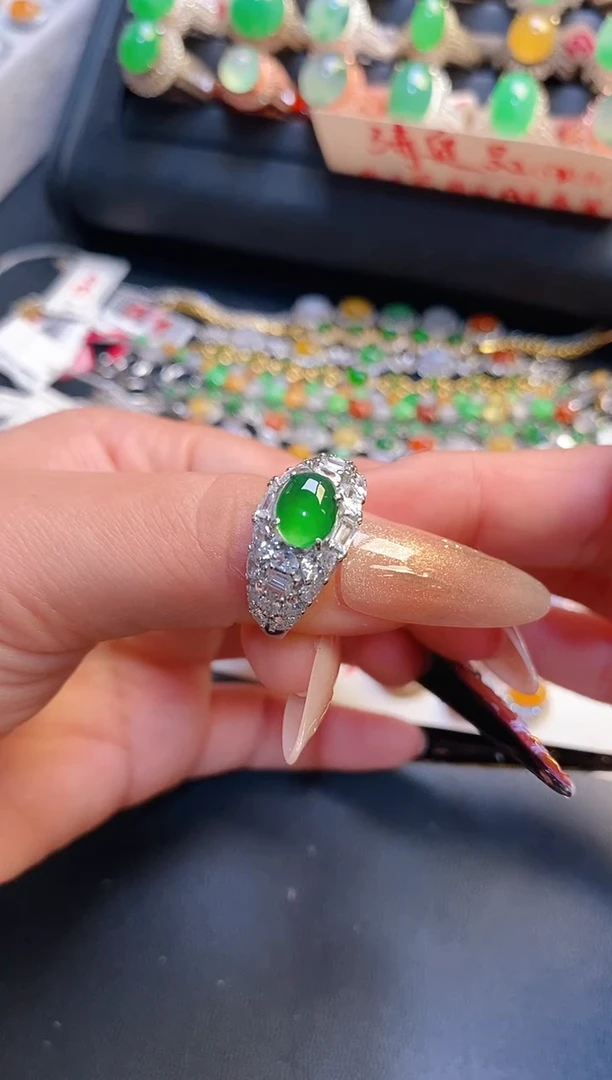 银S925镶嵌戒指翡翠天然