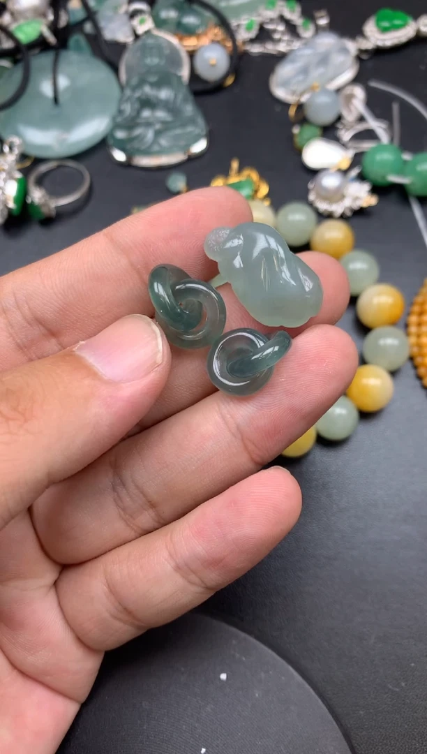 颈饰未镶嵌翡翠?***)修罗商品不退不换