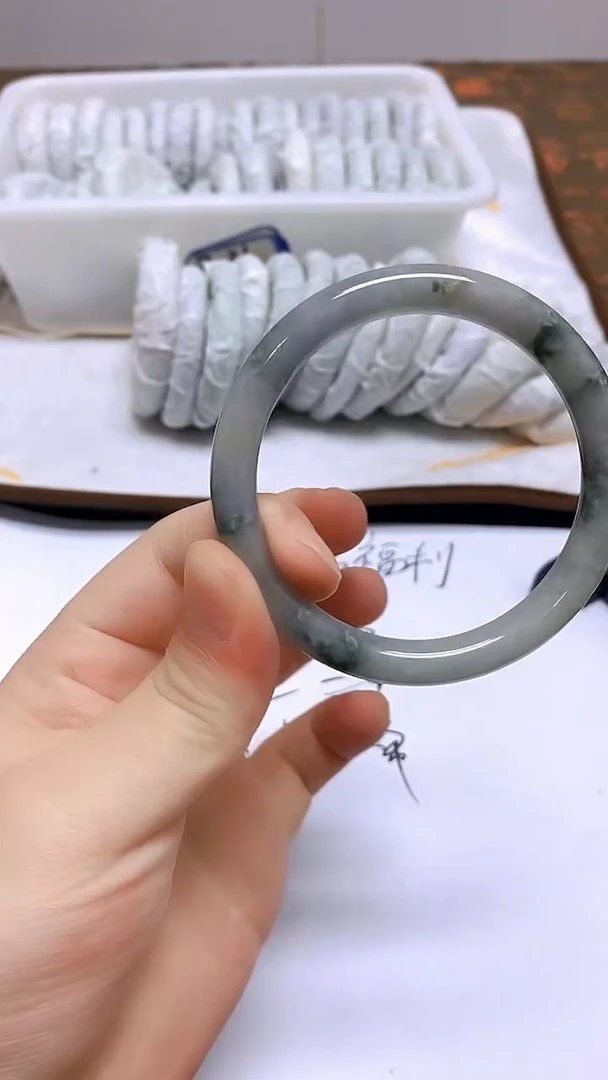 未镶嵌手镯翡翠021