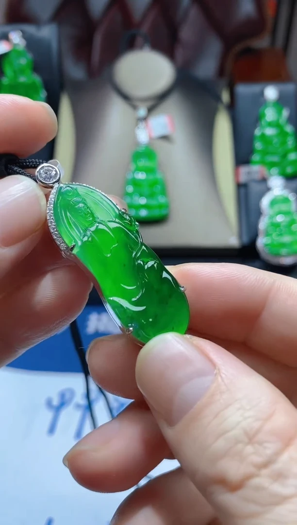 【闪购商品】翡翠颈饰未镶嵌天然A货翡翠吊坠X18