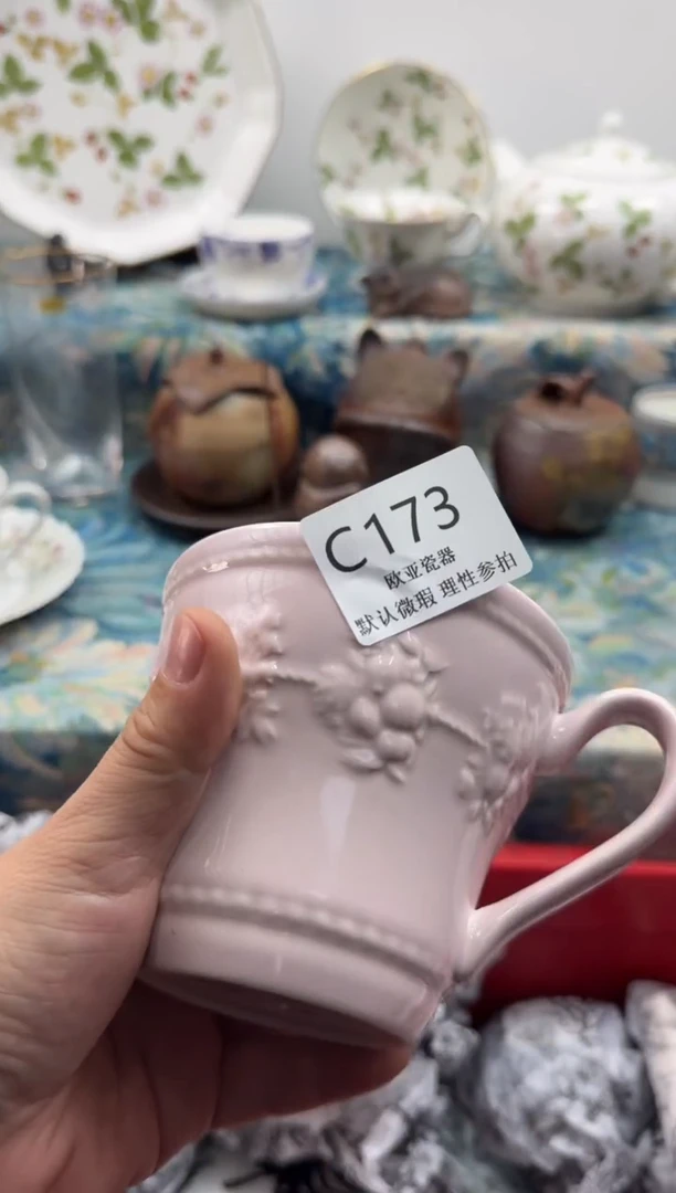 瓷片快**族瓷片瓷片   C173