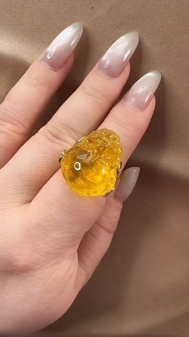 琥珀颈饰未镶嵌戒指