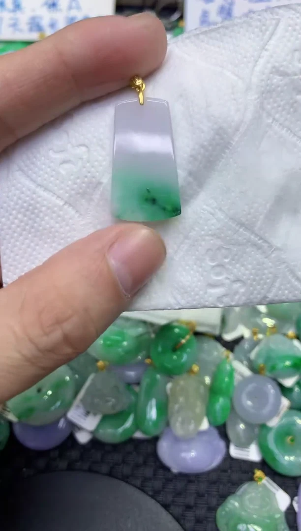 颈饰未镶嵌翡翠天然缅甸A货翡翠