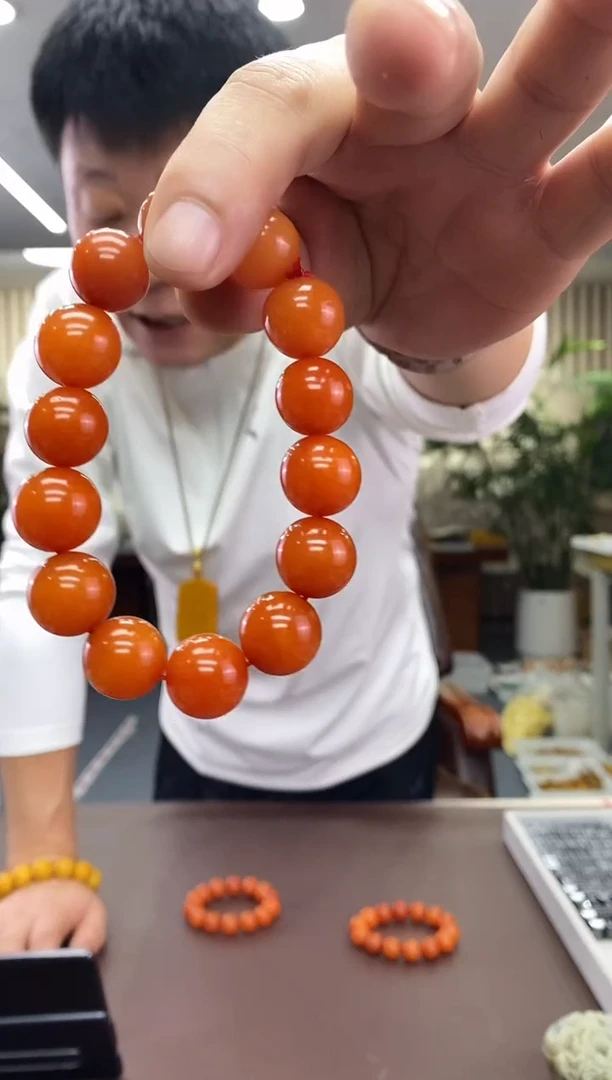 未镶嵌蛇纹石玉手串多样式发货随机发一