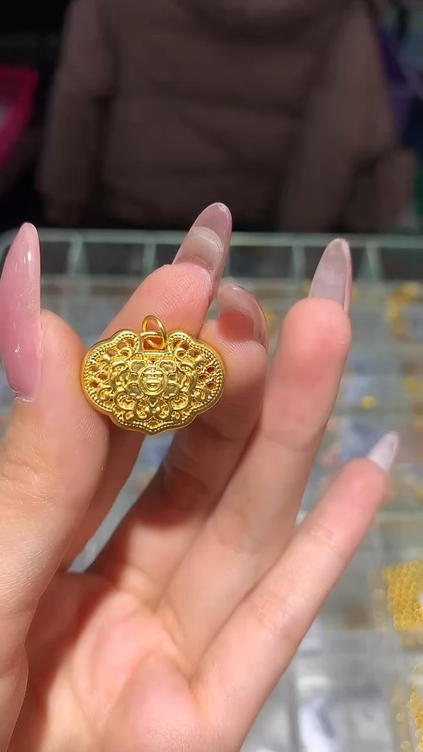 【闪购商品】定制足金吊坠(不含链)如意福锁吊坠