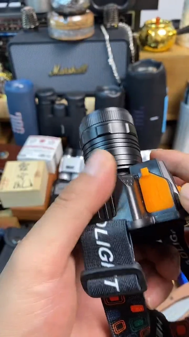 瓷片闪购商品，如图所示