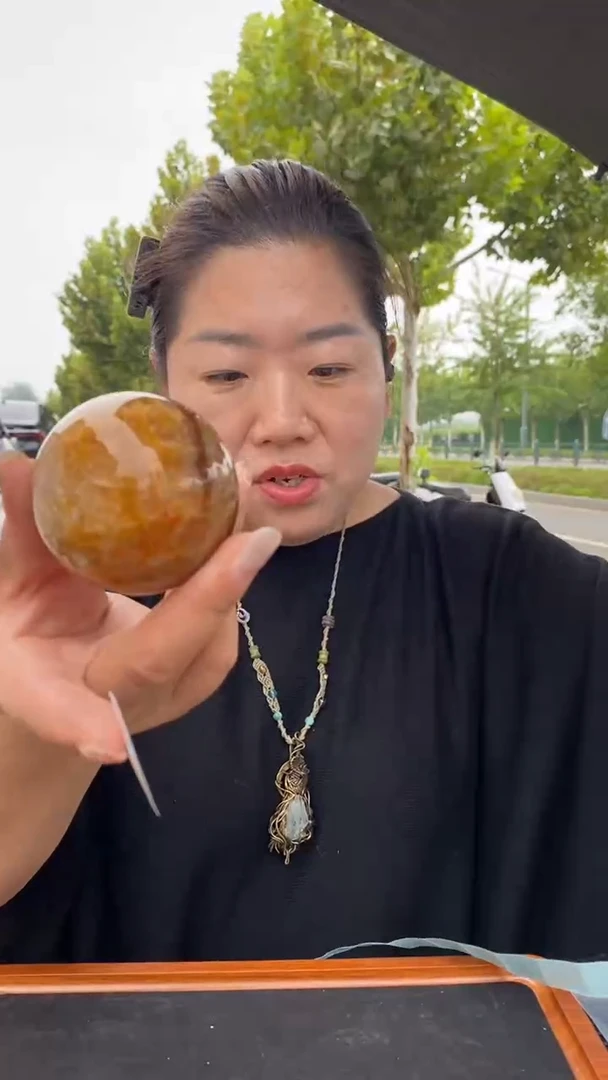 未镶嵌珠宝半成品水晶黄胶花球D654