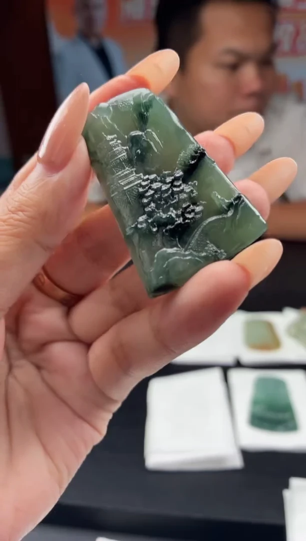 未镶嵌定制翡翠9-24HDJT01974