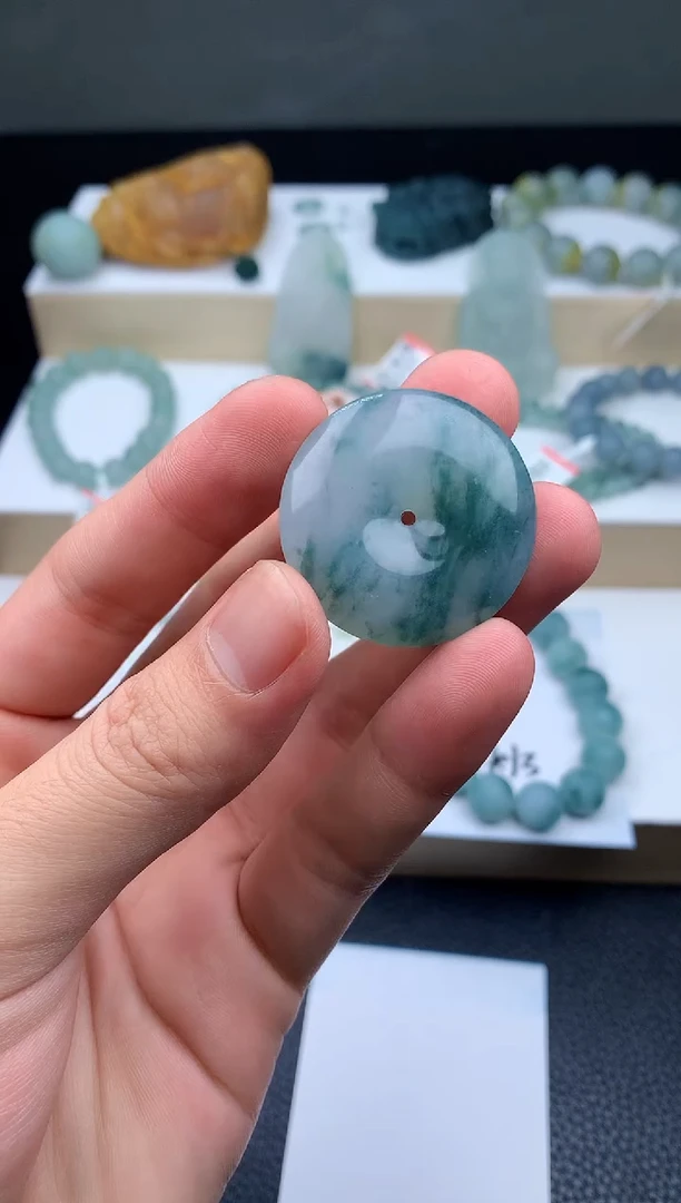 未镶嵌定制翡翠修*扣子