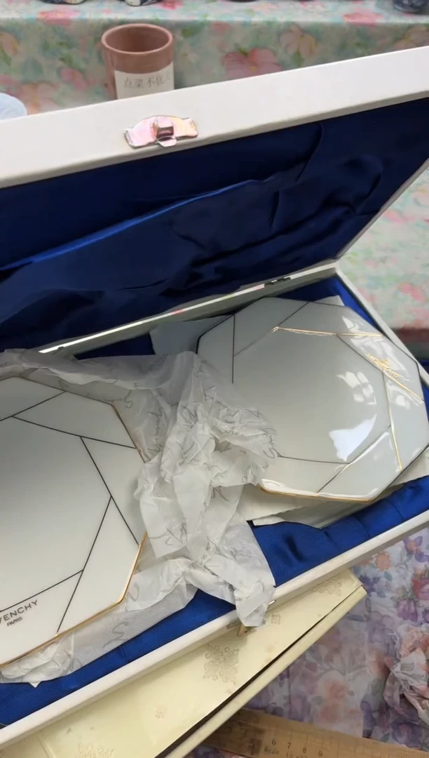 瓷片开*果       F565*