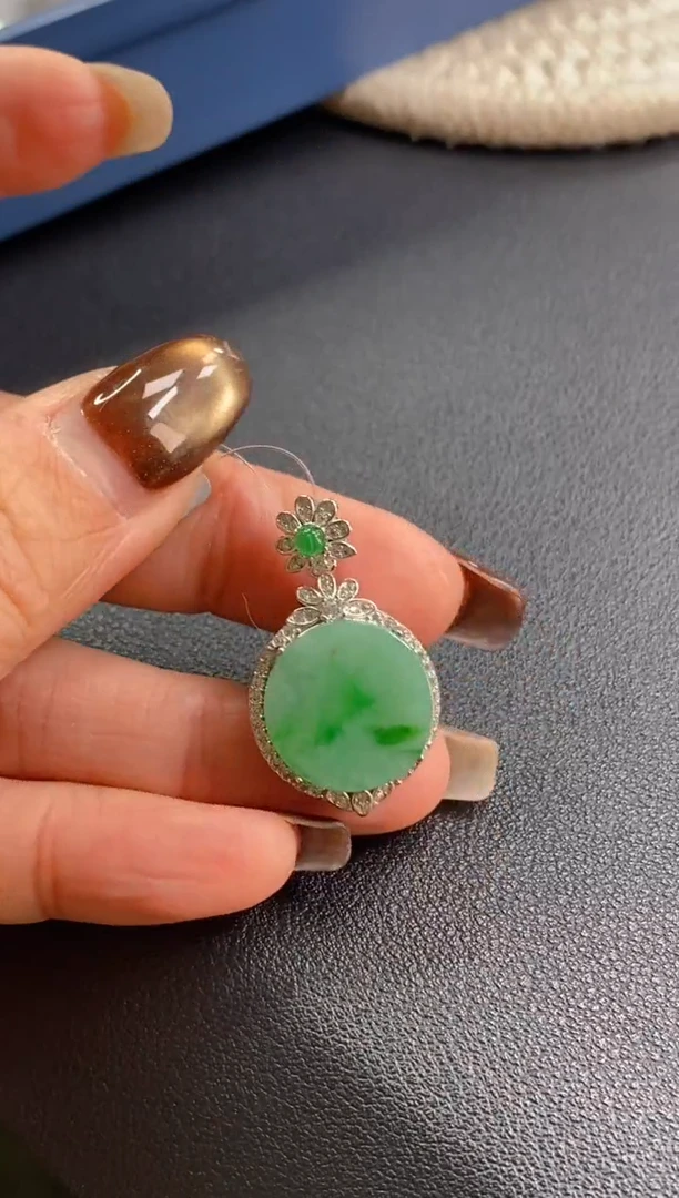 颈饰银S925镶嵌翡翠净货17107