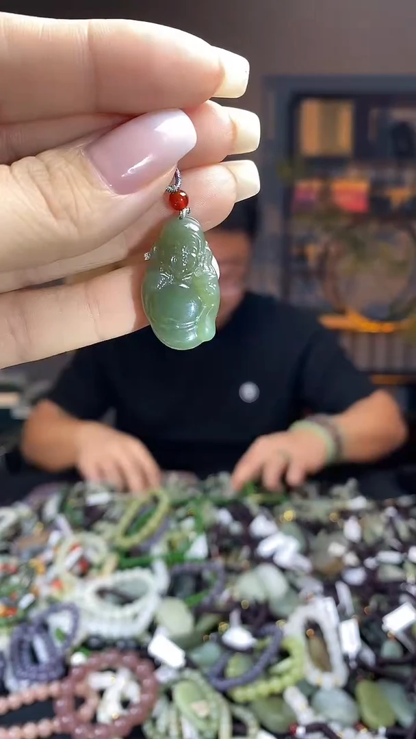 颈饰未镶嵌和田玉多样性发货，拍一发一