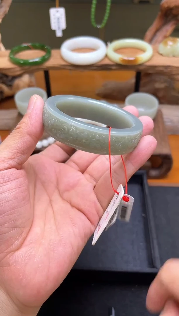 未镶嵌手镯和田玉且末吐拉牧场手镯 60圈
