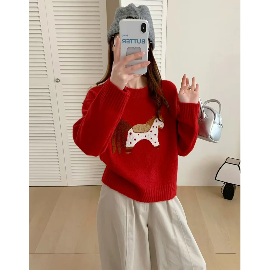 秋冬时尚圆领红色毛衣马年小马上衣针织套头宽松慵懒风百搭厚款女