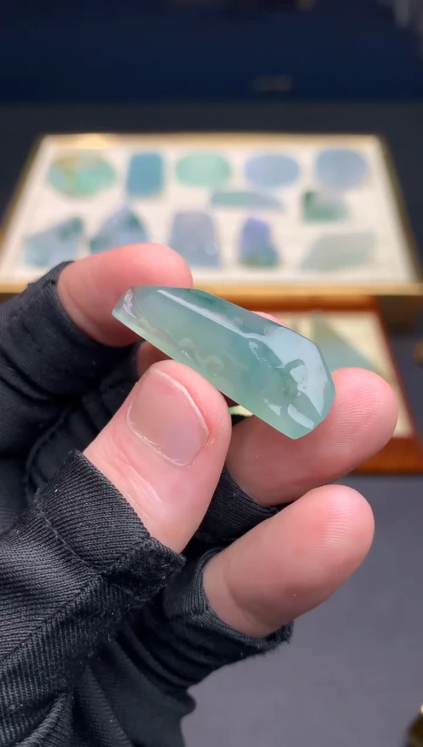 定制翡翠未镶嵌天然翡翠裸石