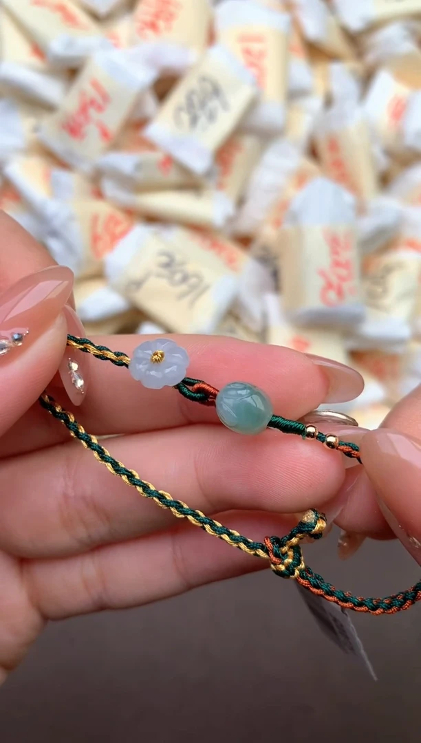 【闪购商品】翡翠手绳未镶嵌— 88